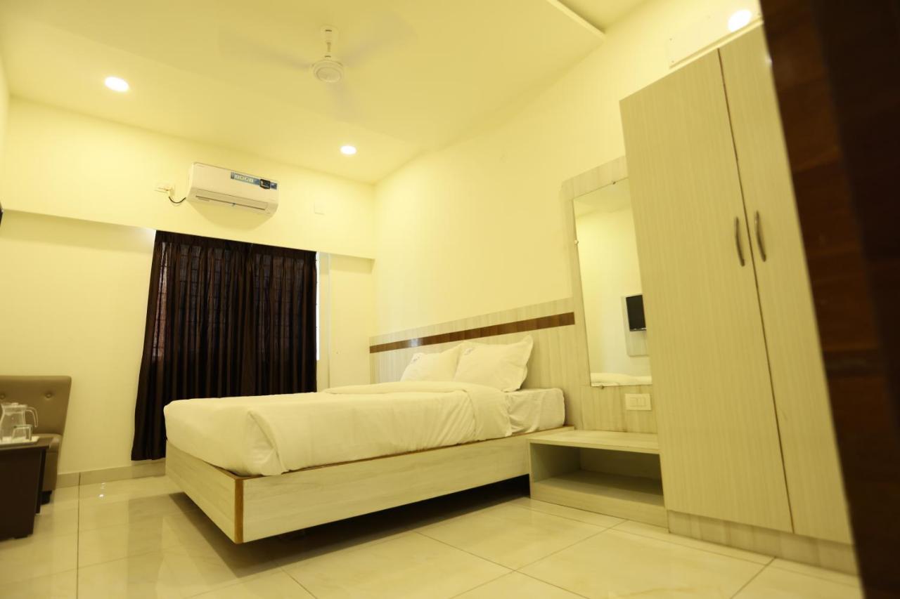 Hotel Sigma Suites Bengaluru Zewnętrze zdjęcie