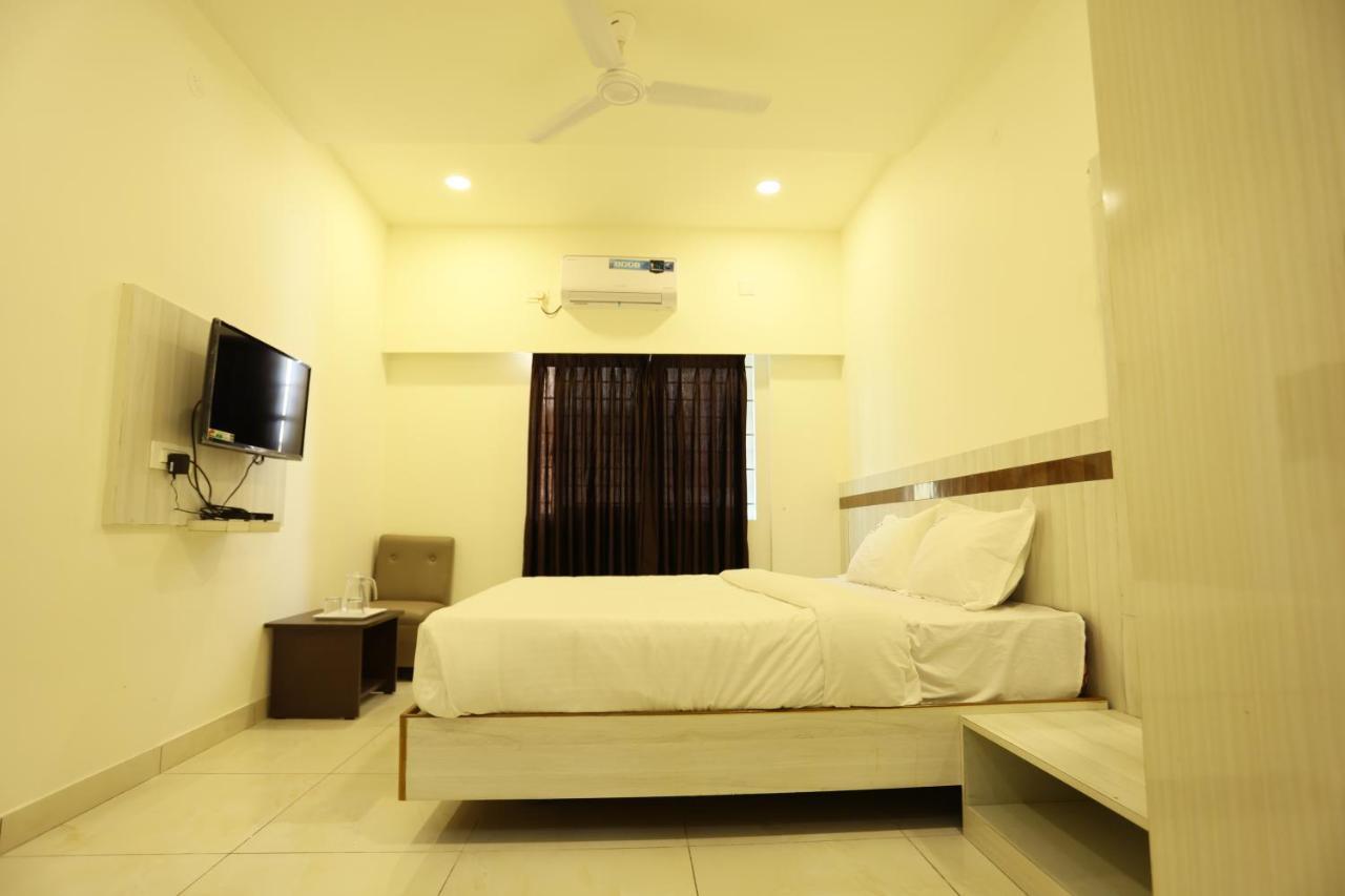 Hotel Sigma Suites Bengaluru Zewnętrze zdjęcie